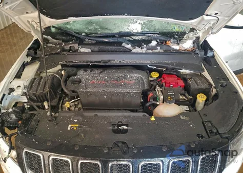 2019 Jeep Compass Latitude z USA, uszkodzony, nr VIN 3C4NJDBB7KT697181